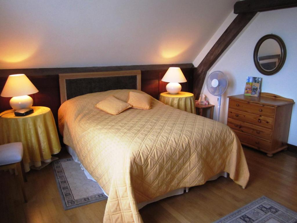 Châteauneuf-la-Forêt La Croix Du Reh B&B 객실 사진
