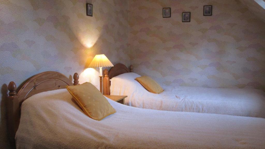 Châteauneuf-la-Forêt La Croix Du Reh B&B 객실 사진